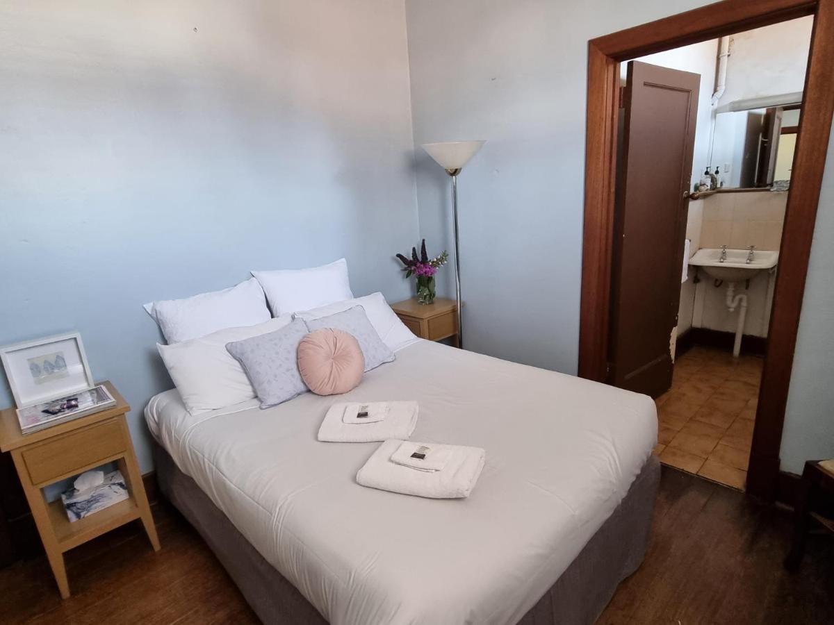 La Cochon Rose Motel Saint Arnaud エクステリア 写真
